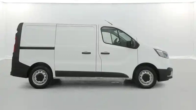 Renault Trafic fgn l1h1 2800 kg blue dci 110 — photo 15