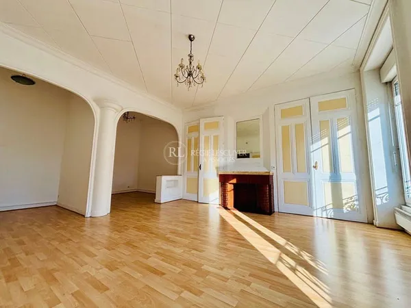 Appartement 2 pièces 64 m²