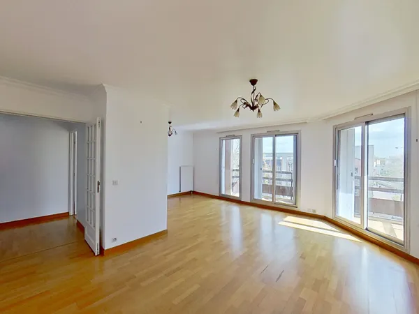 GENNEVILLIERS - 5P, 100m² BALCON ENSOLEILLÉ AVEC PARKING ET CAVE