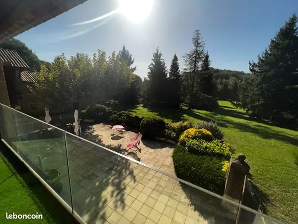 Propriété 12 pièces 281 m²
