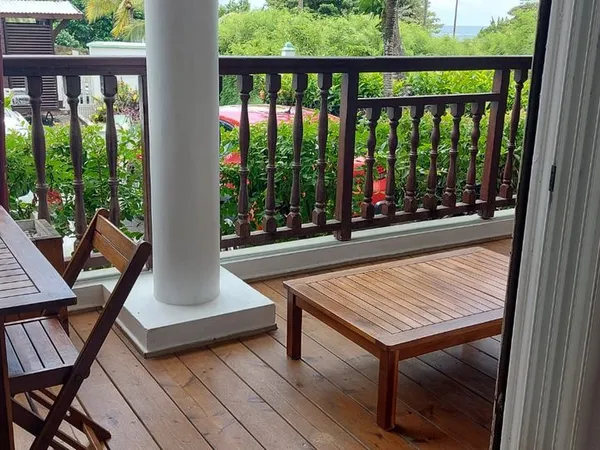 Appartement a l'autre bord au Moule