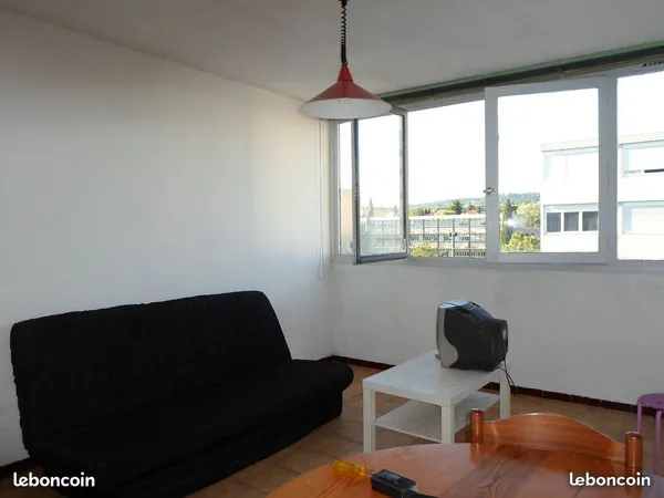 Appartement Location Aix-en-Provence 1p 24m² 500€
