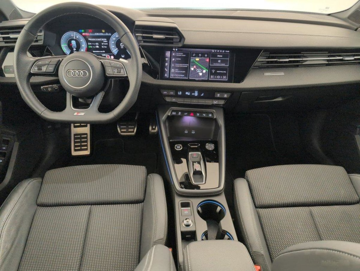 Audi A3 Sportback — photo 13