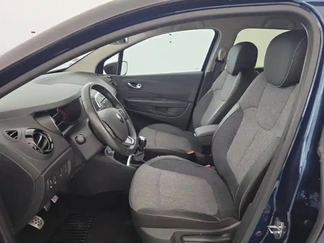 Renault Captur tce 130 fap — photo 92