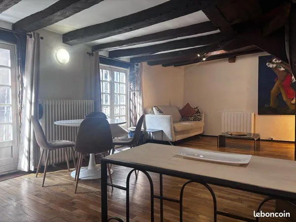 Charmante maison du vieux Mans à louer