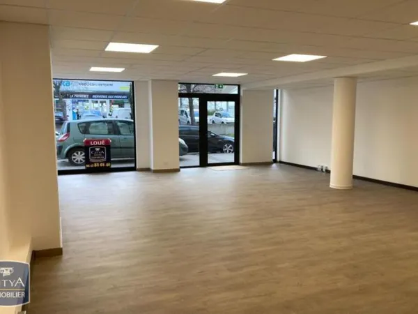 Location / Local Commercial - 55 m²