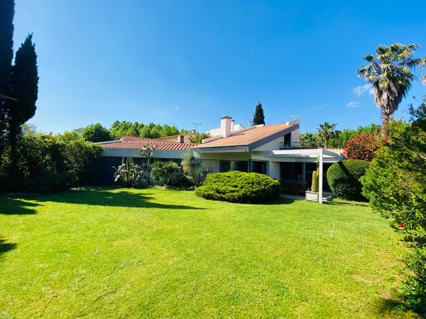 Saint-Cyprien plage : Magnifique villa d'architecte quartier Port / les Capellans