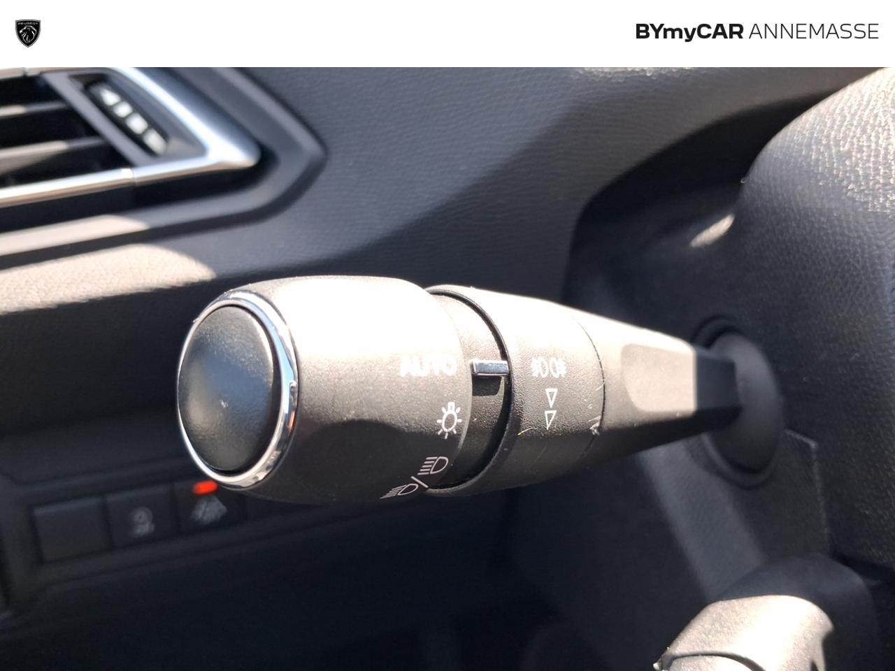 Peugeot 308 puretech 110ch s&s bvm6 allure — photo 32