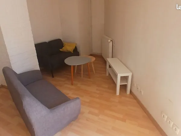Loue f2 meublé