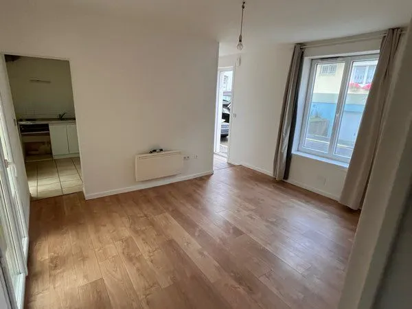 F2 à wimereux avec cour intérieure privative