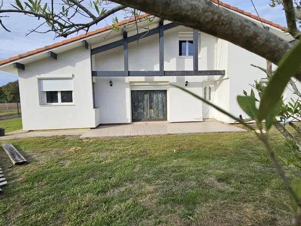 Maison 8 pièces 160 m²