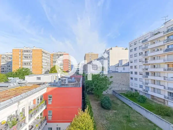 Studio 1 pièce 24 m²