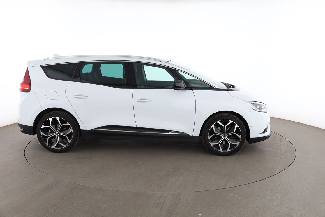 Renault Grand Scenic 1.3 TCe Techno EDC — photo 6