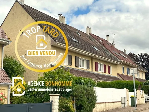 Maison de 101 m2 avec jardin à Nézel - Quartier calme