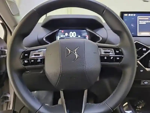 Ds Ds 3 puretech 100 bvm6 — photo 9