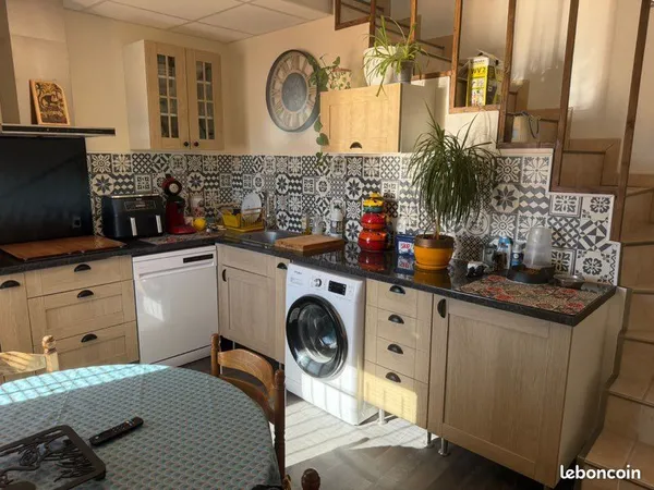Appartement meublé 70 m2 avec jardin - Fourques