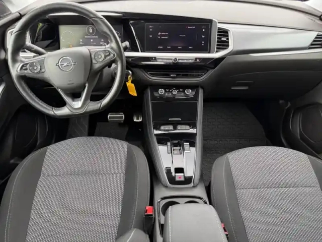 Opel Grandland 1.2 turbo 130ch elegance business bva8 my23 — photo 30