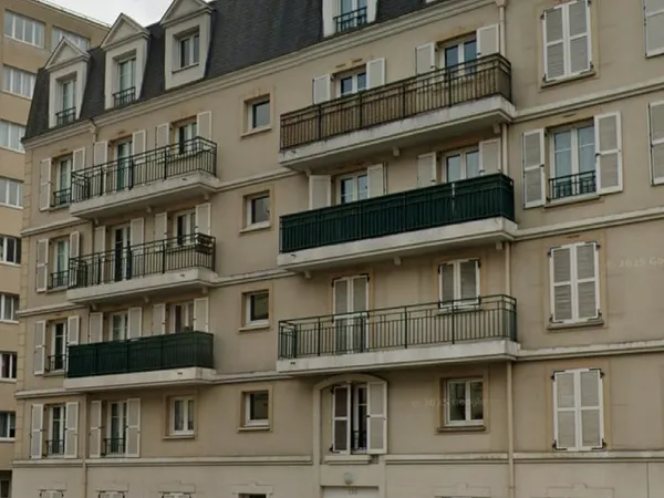 Parking/box 28 m² Sèvres