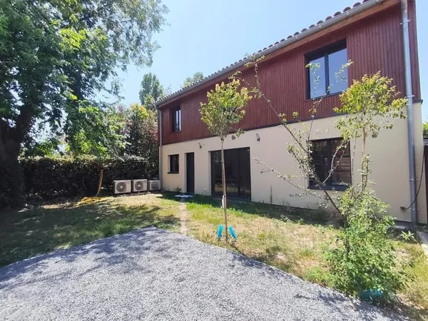 MAISON NEUVE 4 CHAMBRES, PARKING, MERIGNAC PRES SAINT AUGUSTIN