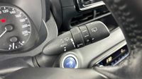 Toyota Yaris 116h Dynamic 5p MY22 — photo 25