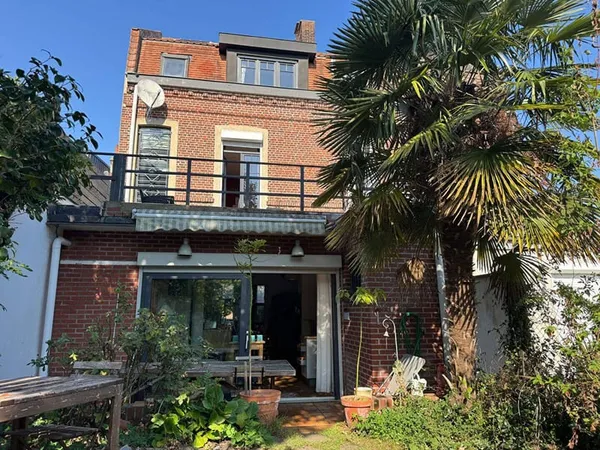 Maison 6 pièces 163 m²