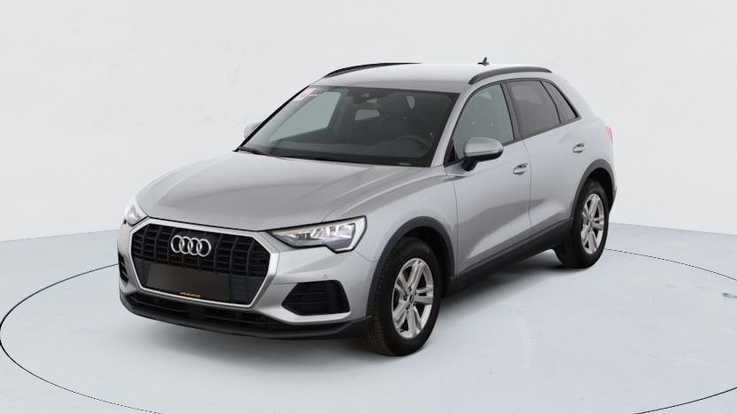 Audi Q3 — photo 1
