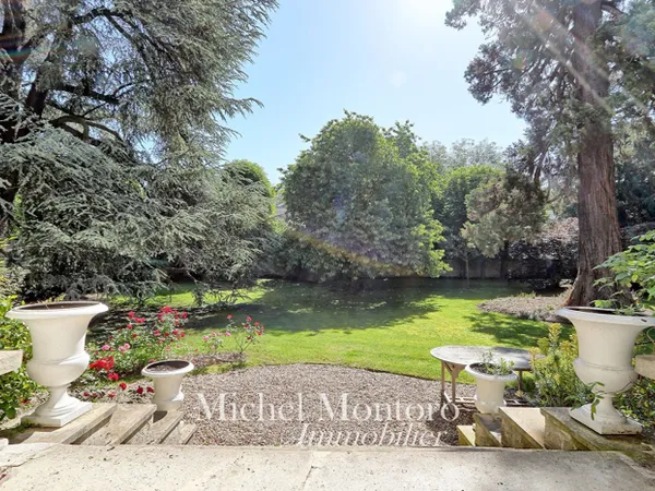 Appartement à vendre à Saint-Germain-en-Laye - 4 chambres - 190