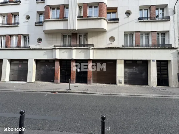 Entrepôt 219 m² Paris