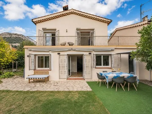 Maison Vente Vence 6p 140m² 645000€