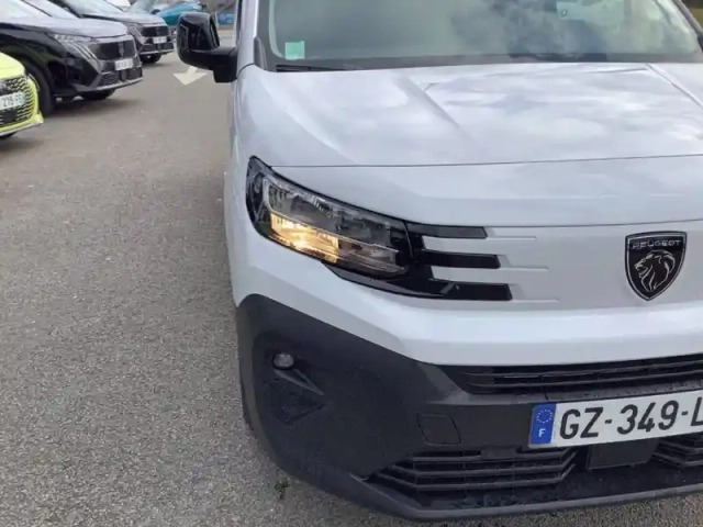 Peugeot Partner fourgon m 650 kg bluehdi 100 s&amp;s bvm6 — photo 40