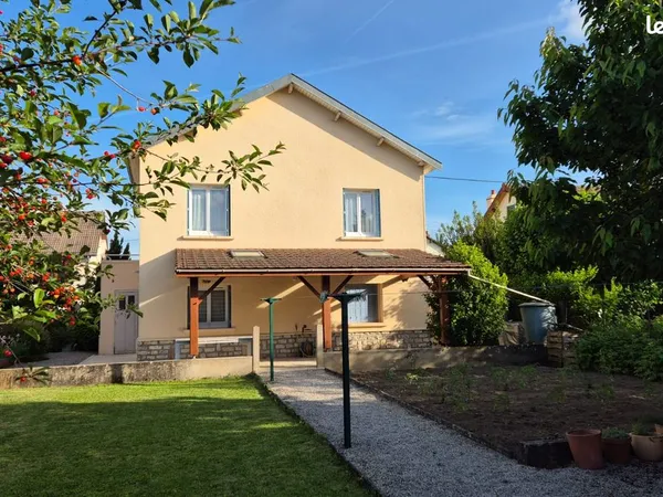 Maison 6 pièces 145m2 à Saint-Rémy