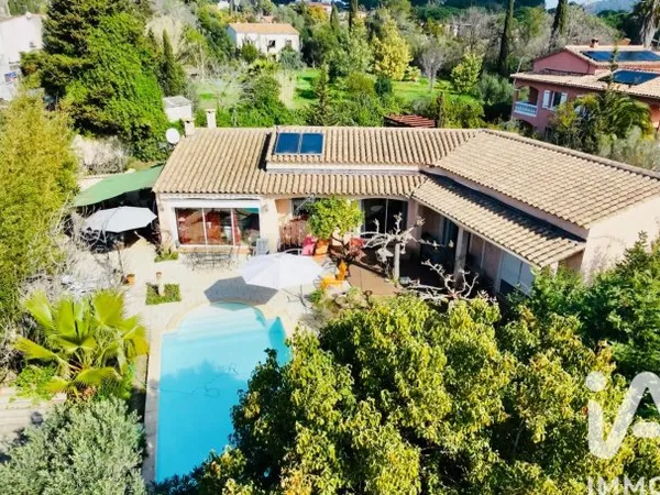 Maison 5 pièces 150 m²