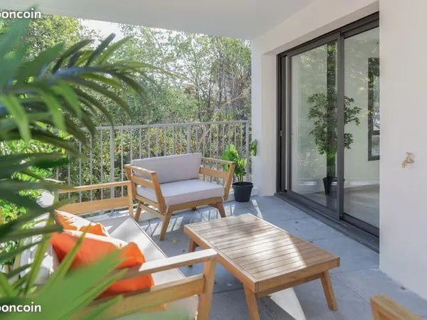 Aix- La Duranne Haute - T2 neuf de 50 m² avec loggia de 11 m² dans un domaine paysager