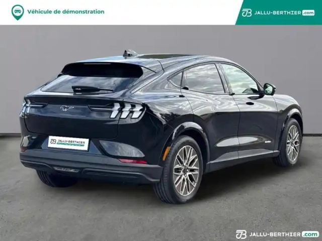 Ford Mustang mach-e 276ch extended range 88kwh premium propulsion — photo 4