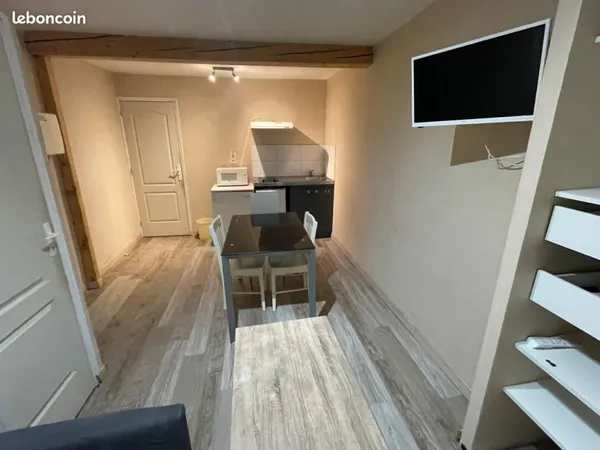 Appartement meuble 26 m2 proche centre ville