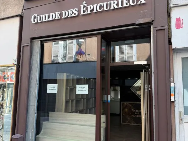 Local commercial, 34m² proche Halle Centrale