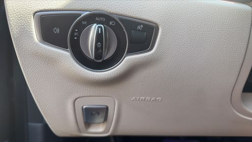 Mercedes Classe E 300 e 320 EQ Power 9G-TRONIC - Avantgarde Line – 2021 – 143672 km – Hybride rechargeable – Boîte Automatique — photo 14
