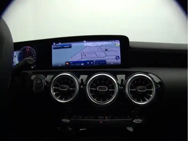 Mercedes Classe A 250 e hybrid eq amg line — photo 12