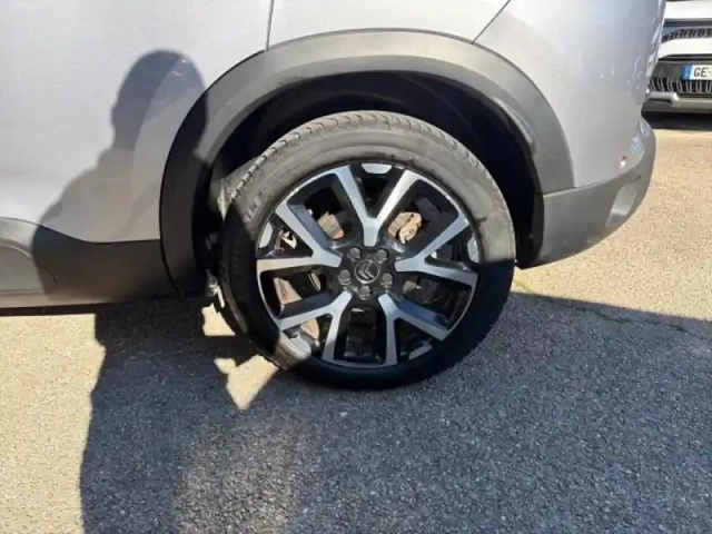 Citroën C5 Aircross hybrid 225ch shine pack e-eat8 — photo 11