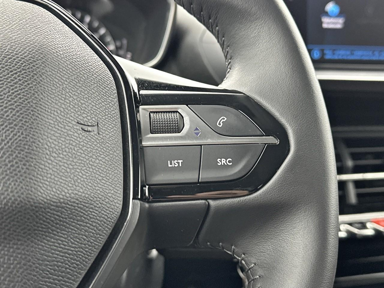 Peugeot 208 puretech 75 s&s bvm5 style — photo 19