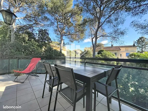 Studio 1 pièce 30 m²