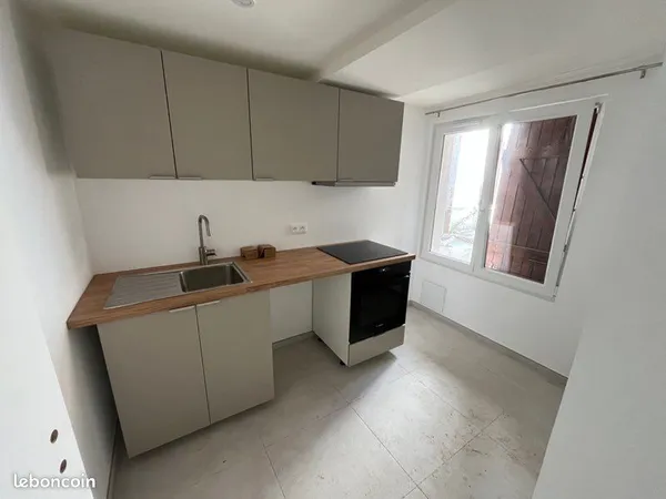 Appartement T2 rénové - Oyonnax