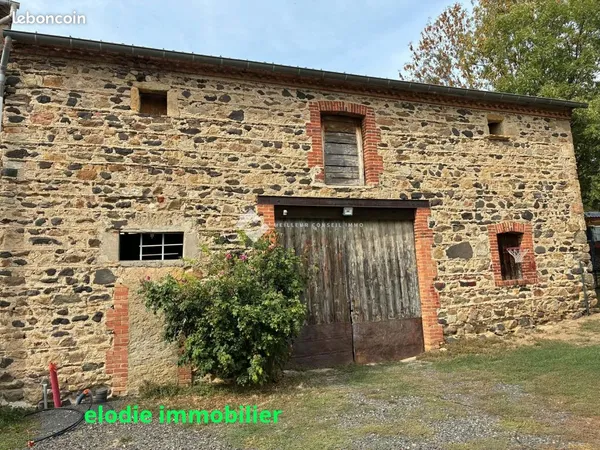 Grange 2 pièces 125 m²