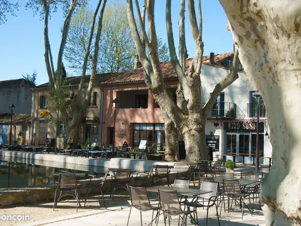 à louer local emplacement n1 cucuron