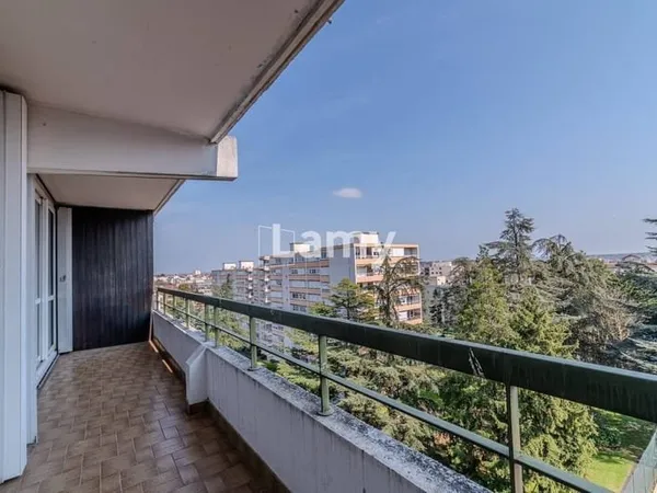 Appartement 4 pièces 79 m²