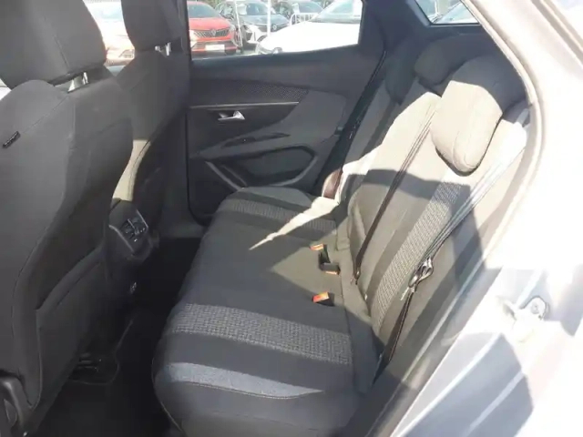 Peugeot 3008 bluehdi 130ch s&amp;s eat8 — photo 16