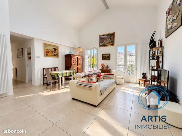 Appartement 4 pièces 77 m²