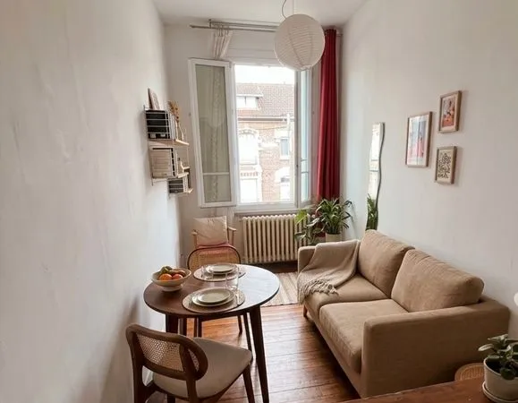 Location appartement meublé - 2 pièces 46m² (3 min à pied de la gare)