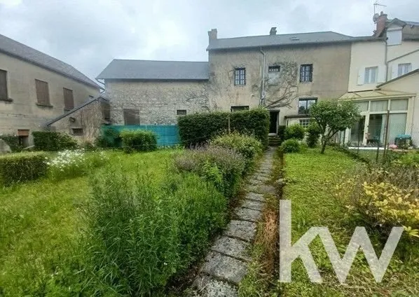 Maison F5 (121 m²) à vendre à SAINT GERVAIS D AUVERGNE