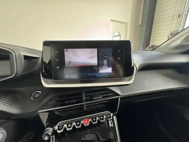 Peugeot 208 puretech 100 s&amp;s bvm6 — photo 90